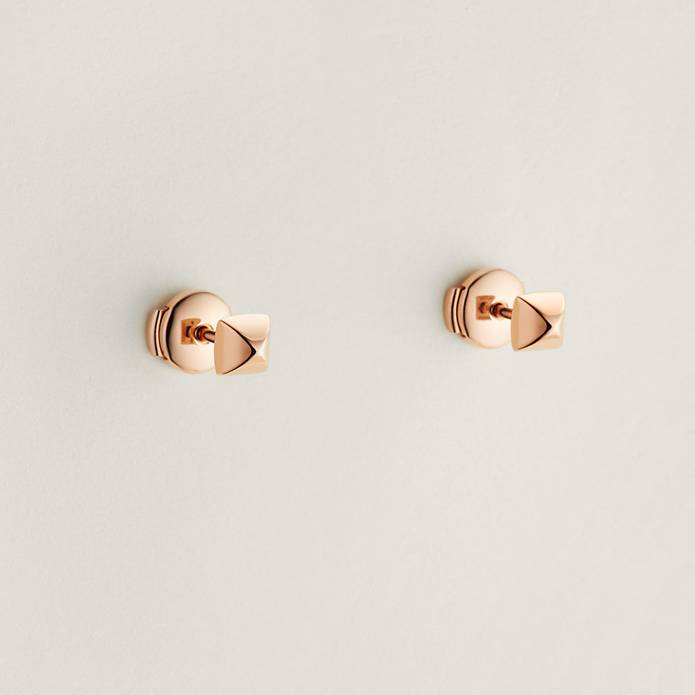 耳元を華やかに演出 【HERMES】ピアス Clou d'H Hermès Clou d'H earrings | Hermès Mainland China